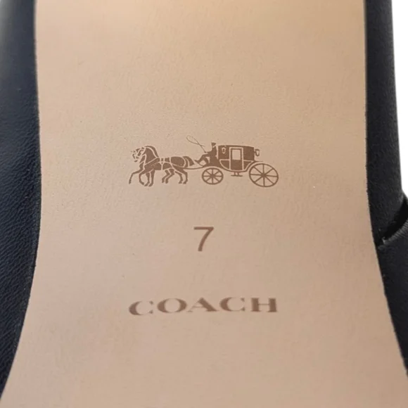 Coach Carter Pointed Toe Boots EUC $240 Size 7B     S3733 - Picture 14 of 15